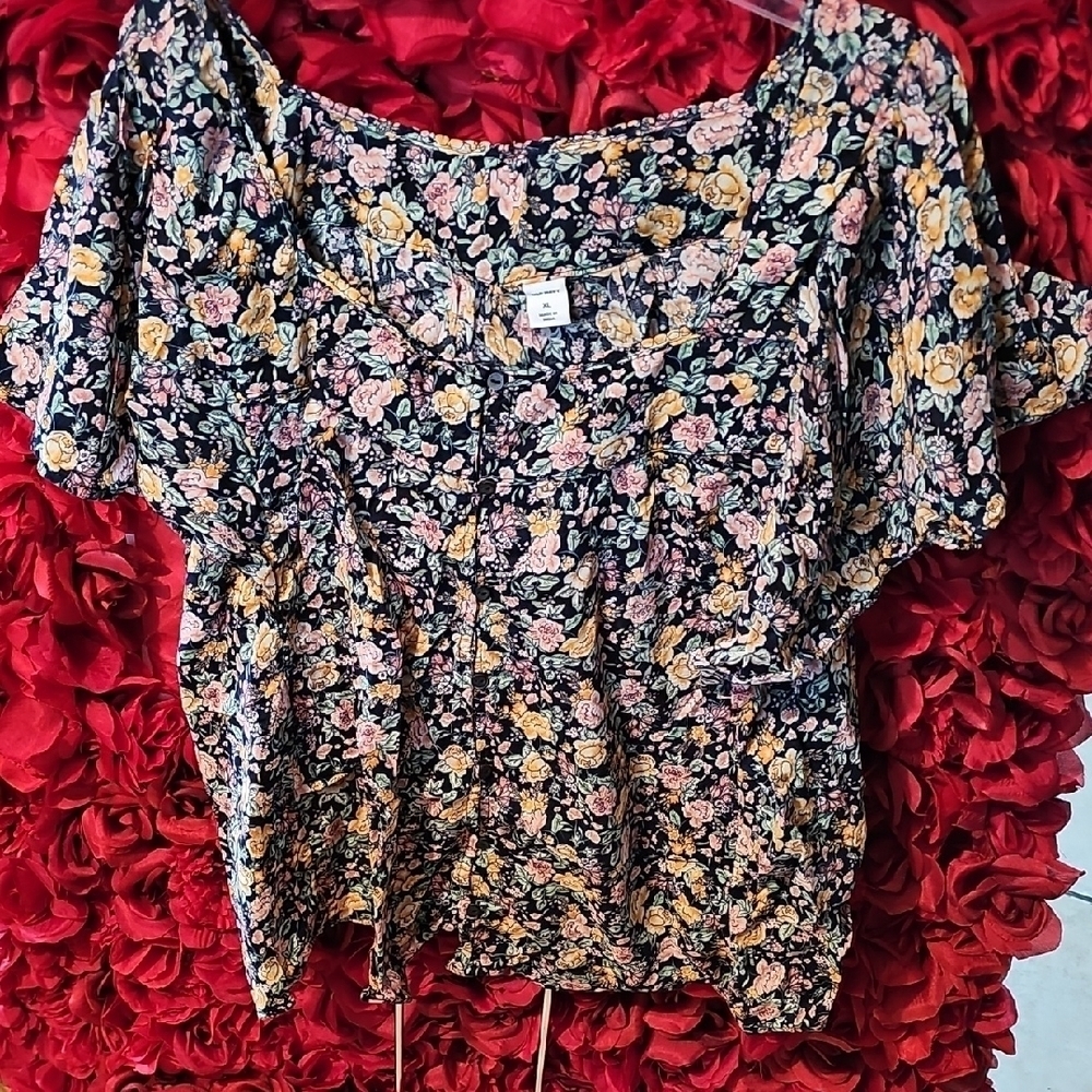 Old Navy Women's Navy Blue Floral Women's Top Size XLarge